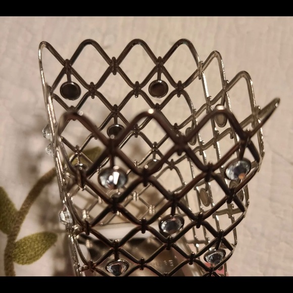 BB&W Matching 3 wick candle holder and soap - Picture 4 of 14